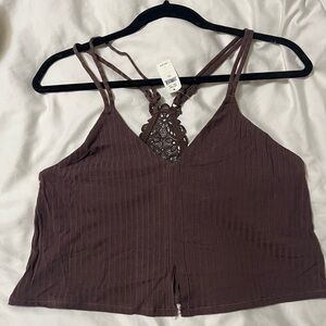 Aerie NWT Cropped T Back Embroidered Tank Top, Size Medium